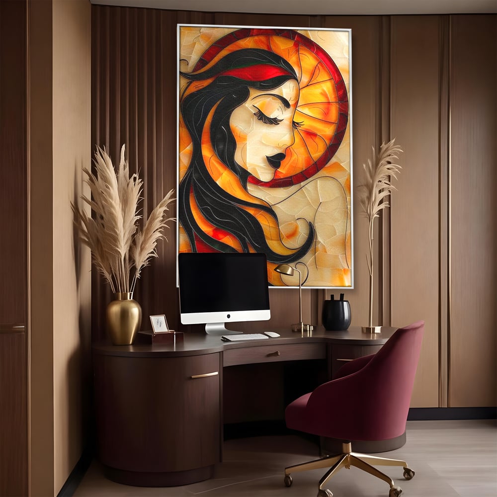 Tablou canvas cu tablou canvas cu profil de femeie stil vitraliu, in rama de aluminiu argintiu, pe perete intr-un birou